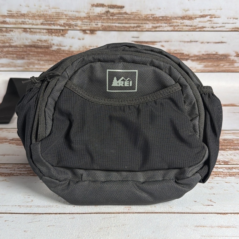 REI Co-op Trail 5 Black Versatile Hiking Fanny Pack Size 5.25L Used - Picture 1 of 7